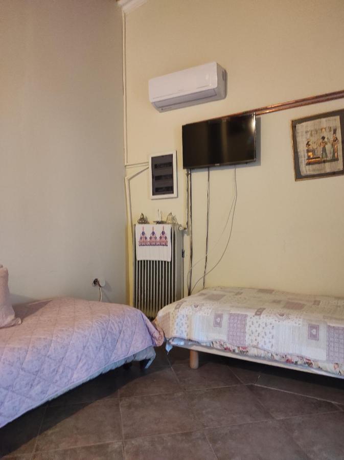 Near Airportand Metropolitan Penelopi Cozy Home Artemida  Buitenkant foto
