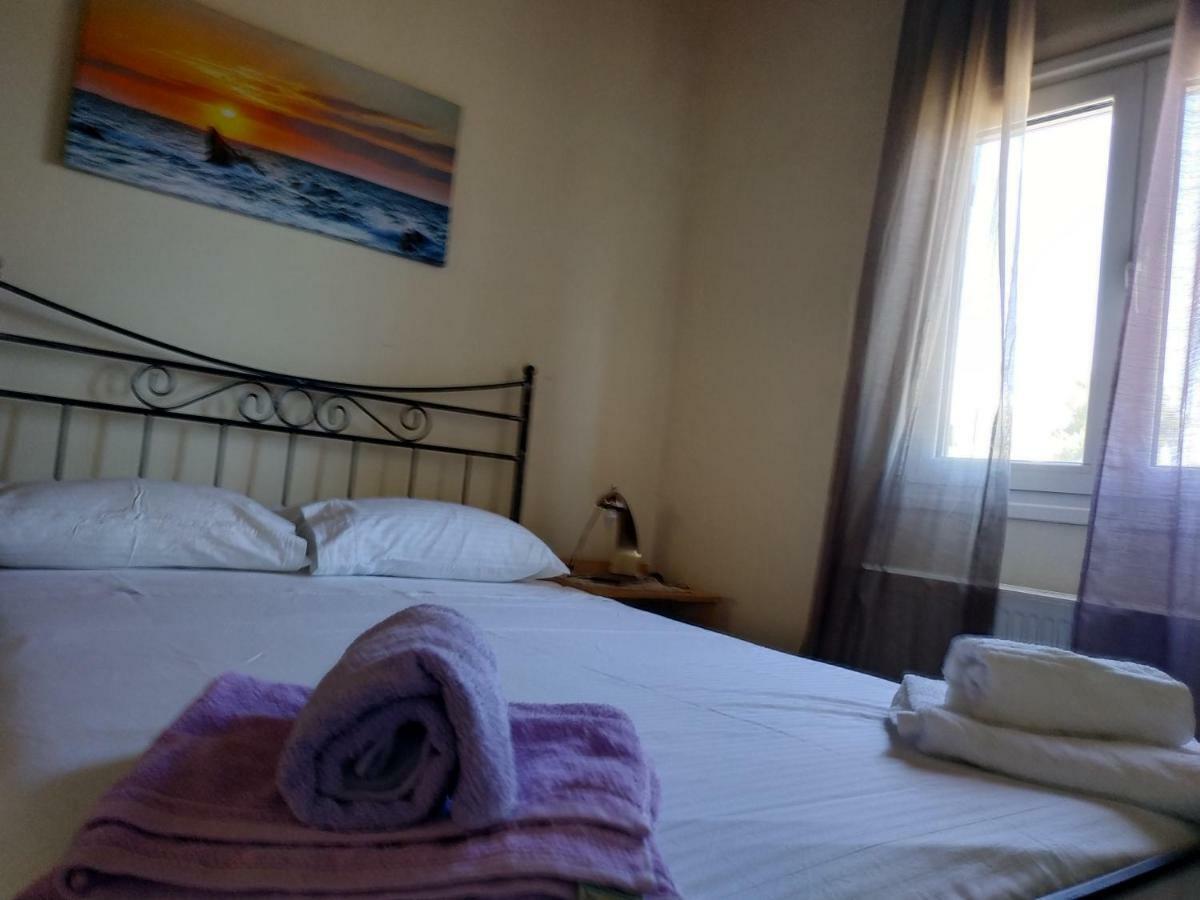 Near Airportand Metropolitan Penelopi Cozy Home Artemida  Buitenkant foto