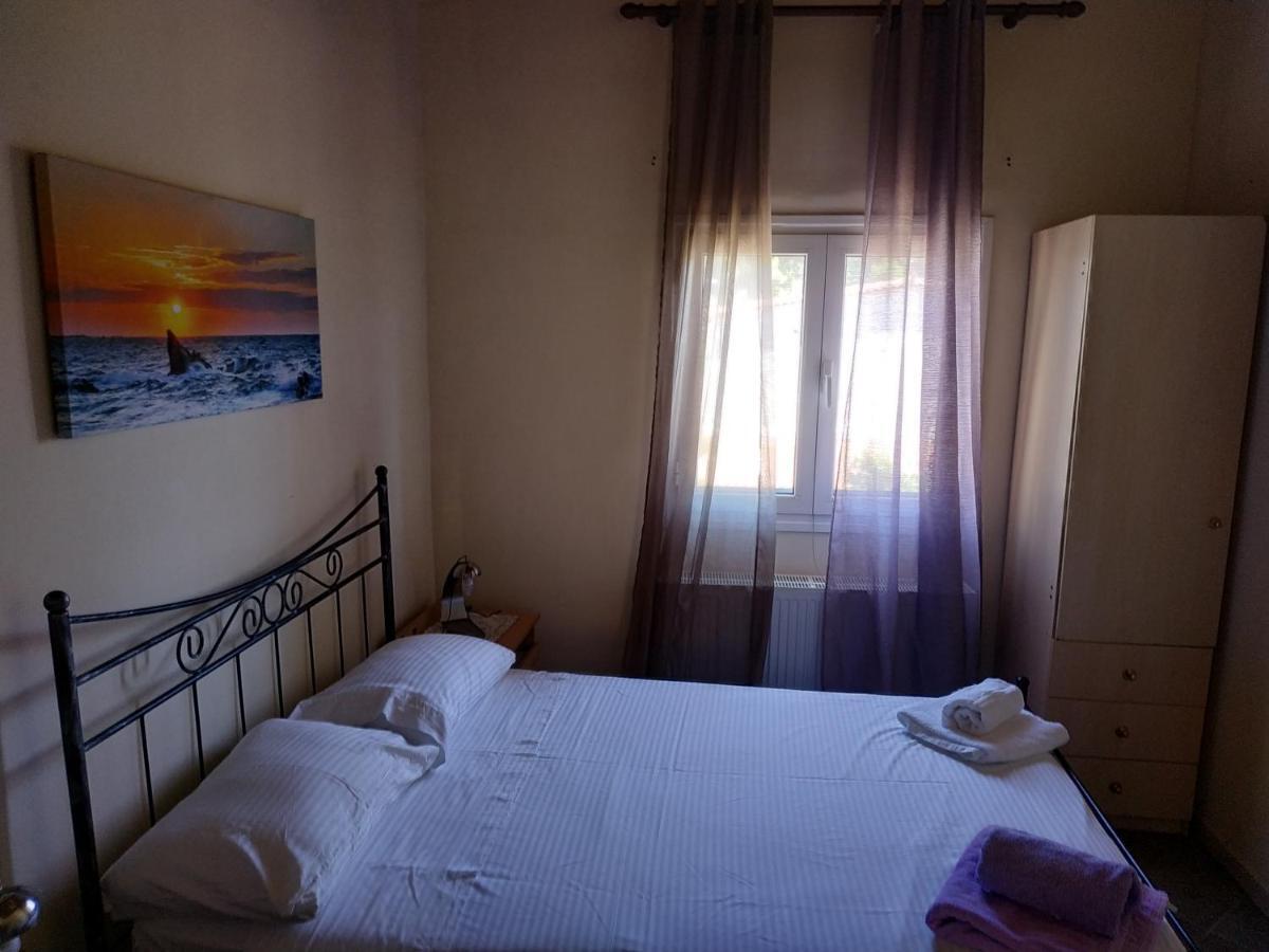 Near Airportand Metropolitan Penelopi Cozy Home Artemida  Buitenkant foto